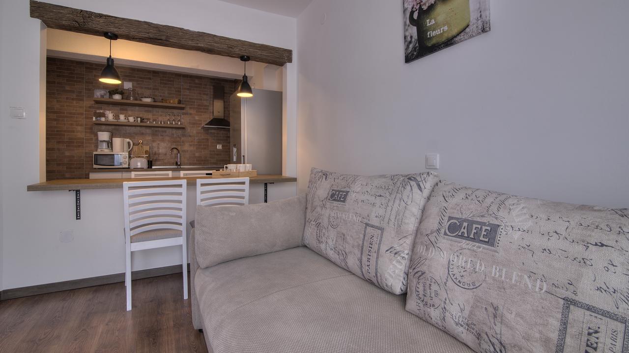 Apartments Lola Senj  Εξωτερικό φωτογραφία