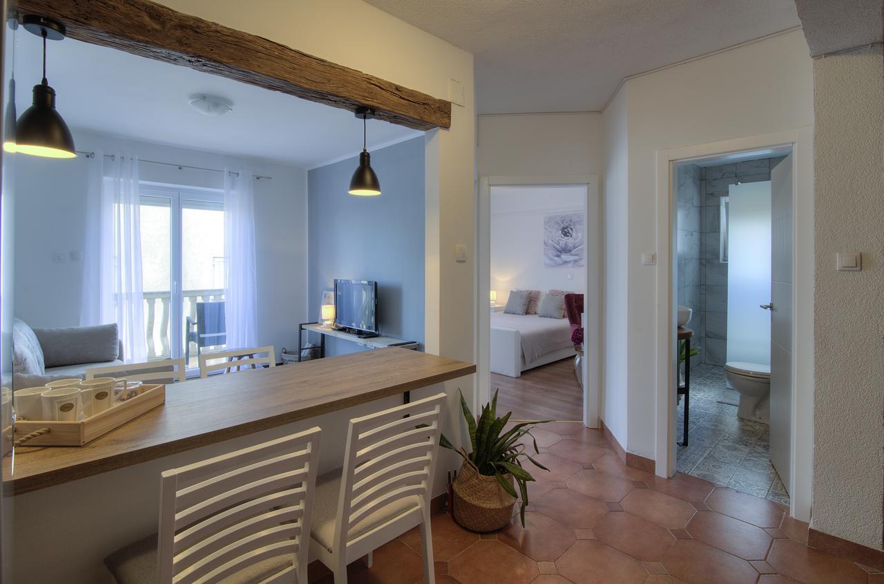 Apartments Lola Senj  Εξωτερικό φωτογραφία