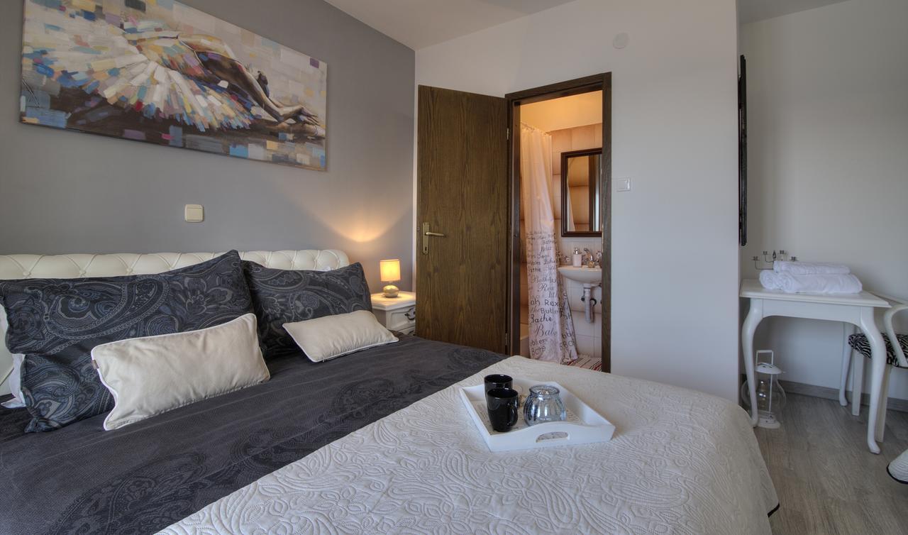 Apartments Lola Senj  Εξωτερικό φωτογραφία