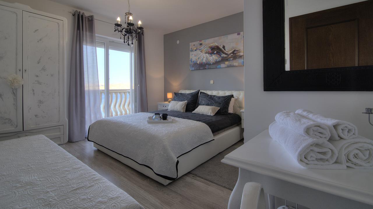 Apartments Lola Senj  Εξωτερικό φωτογραφία